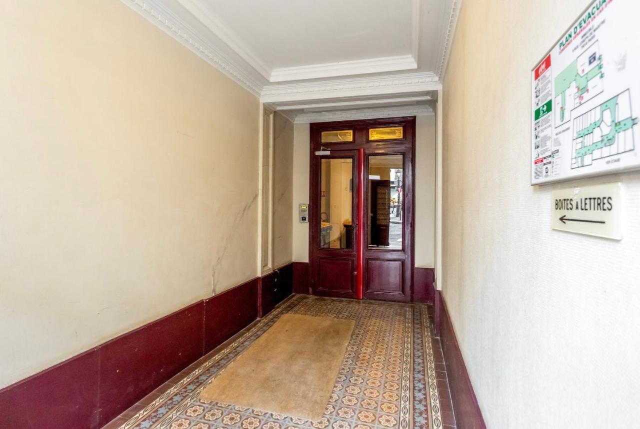باريس Abbesses - Superbe Appartement Avec Cheminees المظهر الخارجي الصورة