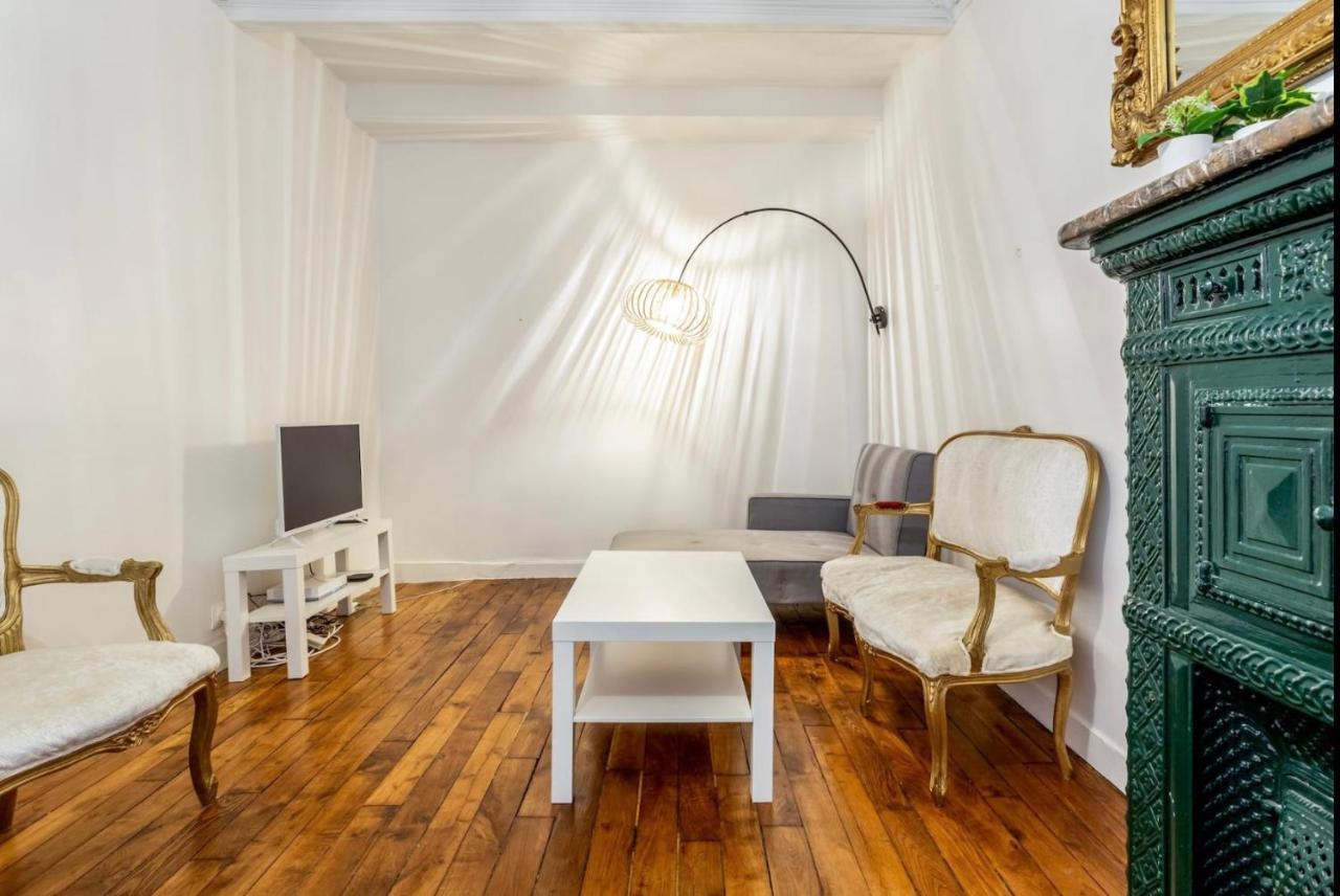 باريس Abbesses - Superbe Appartement Avec Cheminees المظهر الخارجي الصورة